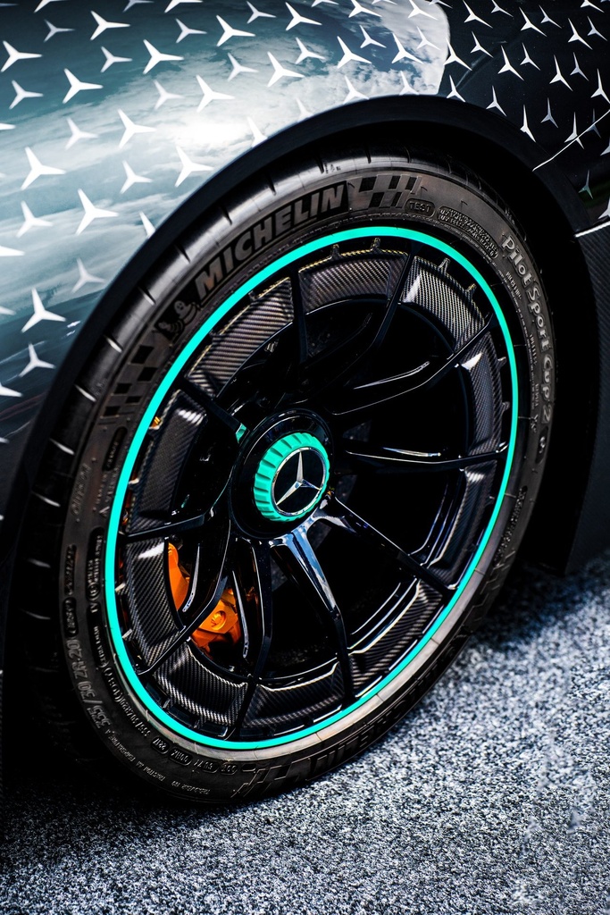 Mercedes-AMG ONE (M (60x40cm), Alu Dibond)