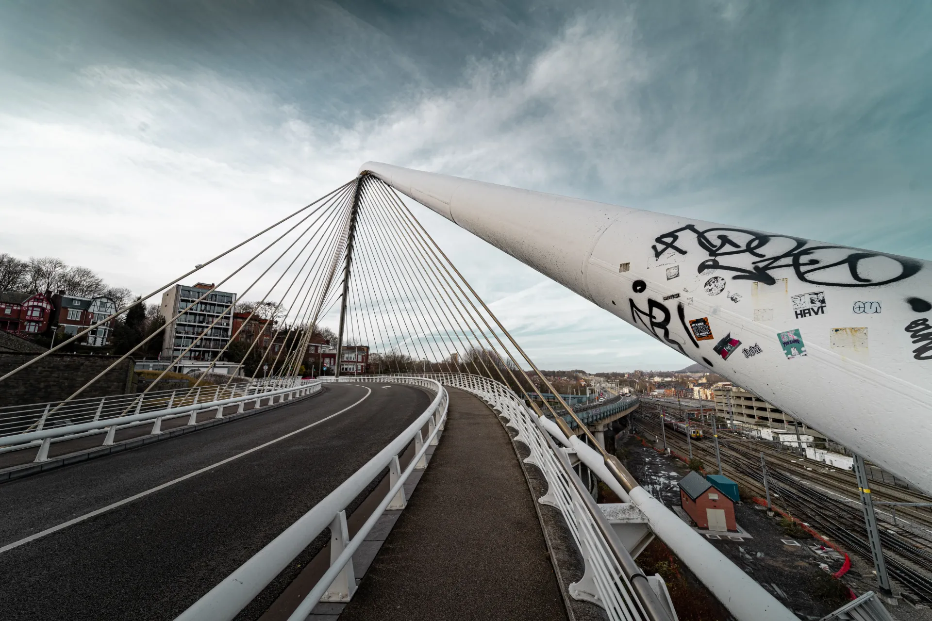 Pont des Guillemins (M (60x40cm), Alu Dibond)